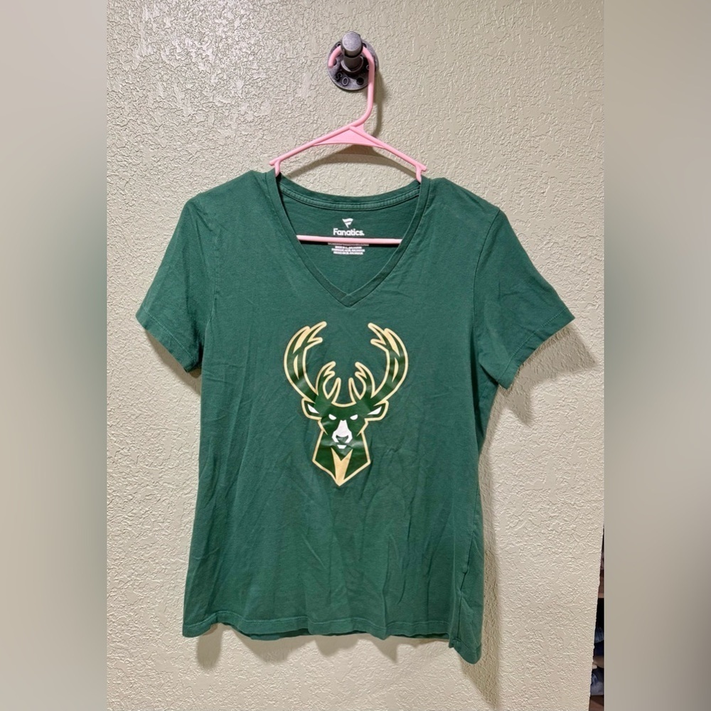 Fanatics Women's Green V-Neck Tee with Deer Logo